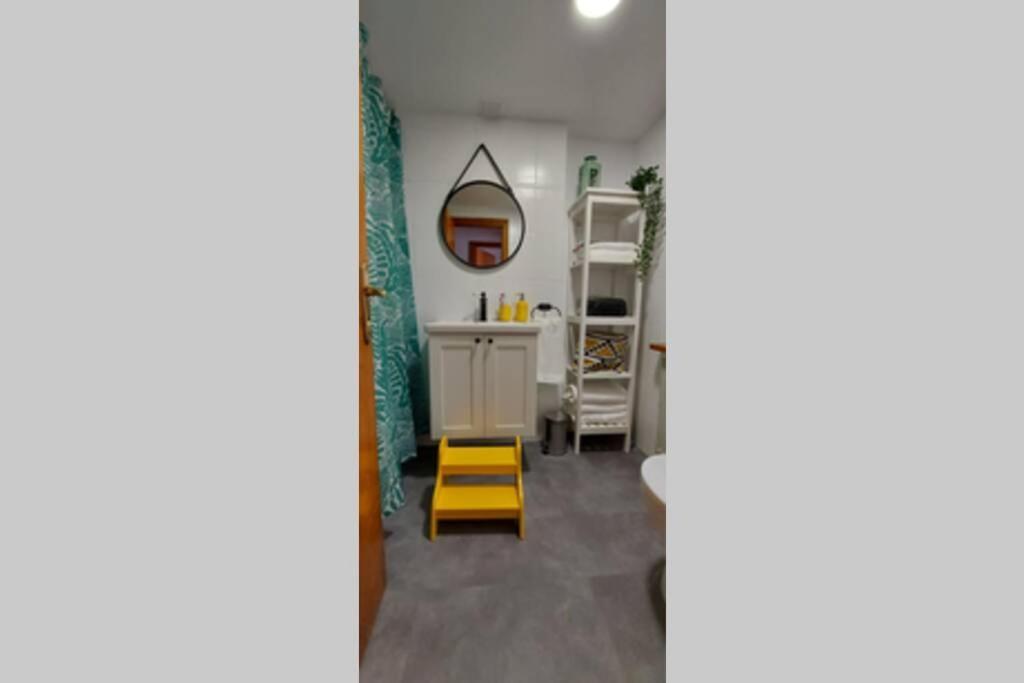 Casa Bihotz - Bonito Y Centrico Apartamento Con Garaje En Sallent ซาเยนต์ เด กาเยโก ภายนอก รูปภาพ
